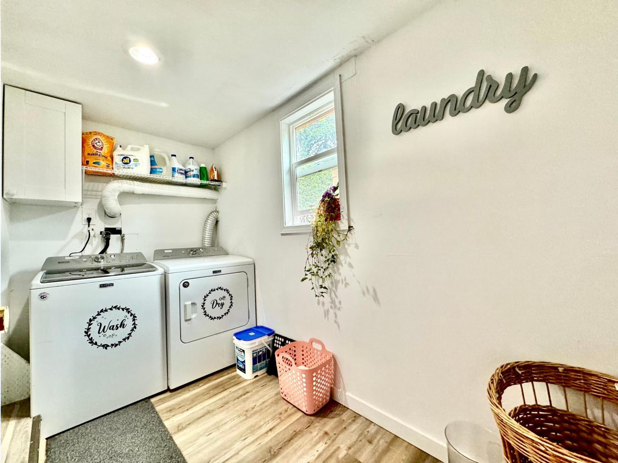 Seattle Home With 2 Bedrooms A King Bed Queen Bed And An Extra Sofa Bed Located 10 Minutes From Seatac Airport And 20 Minutes From Downtown Zewnętrze zdjęcie